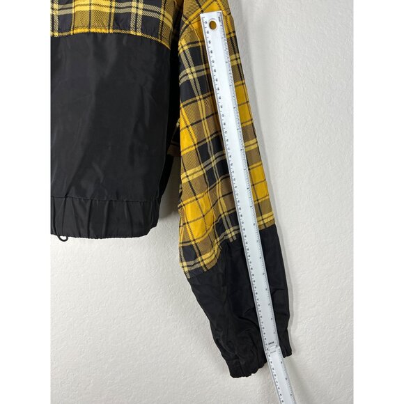 Forever 21 Black and Yellow Plaid Cropped Bomber Jacket Size Medium - Picture 9 of 9